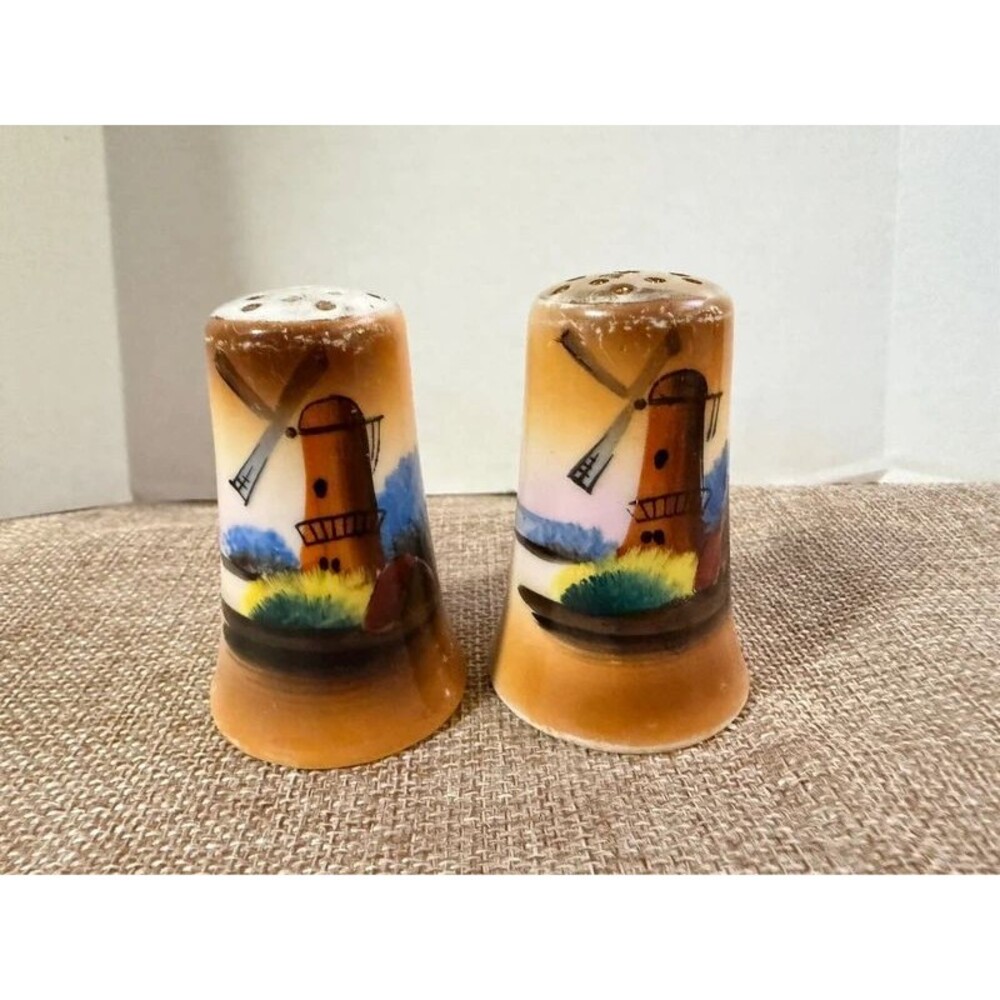 VTG 1950s Hand-Painted Lusterware Windmill Salt & Pepper Shakers Made in Japan